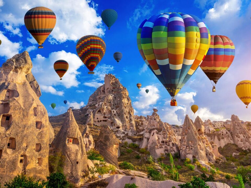 Primavera in Turchia tra tulipani e mongolfiere in Cappadocia in camper dal 30 Marzo al 14 Aprile 2025 (ultimi posti)